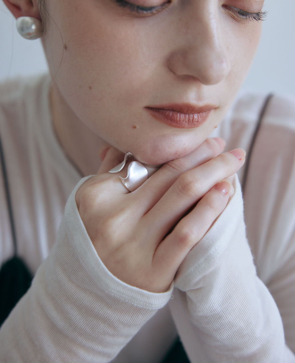 Nuanced silver Ring