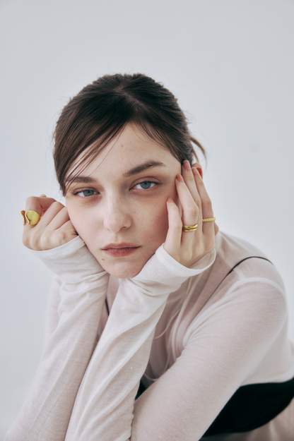 Shimmering wave Ring