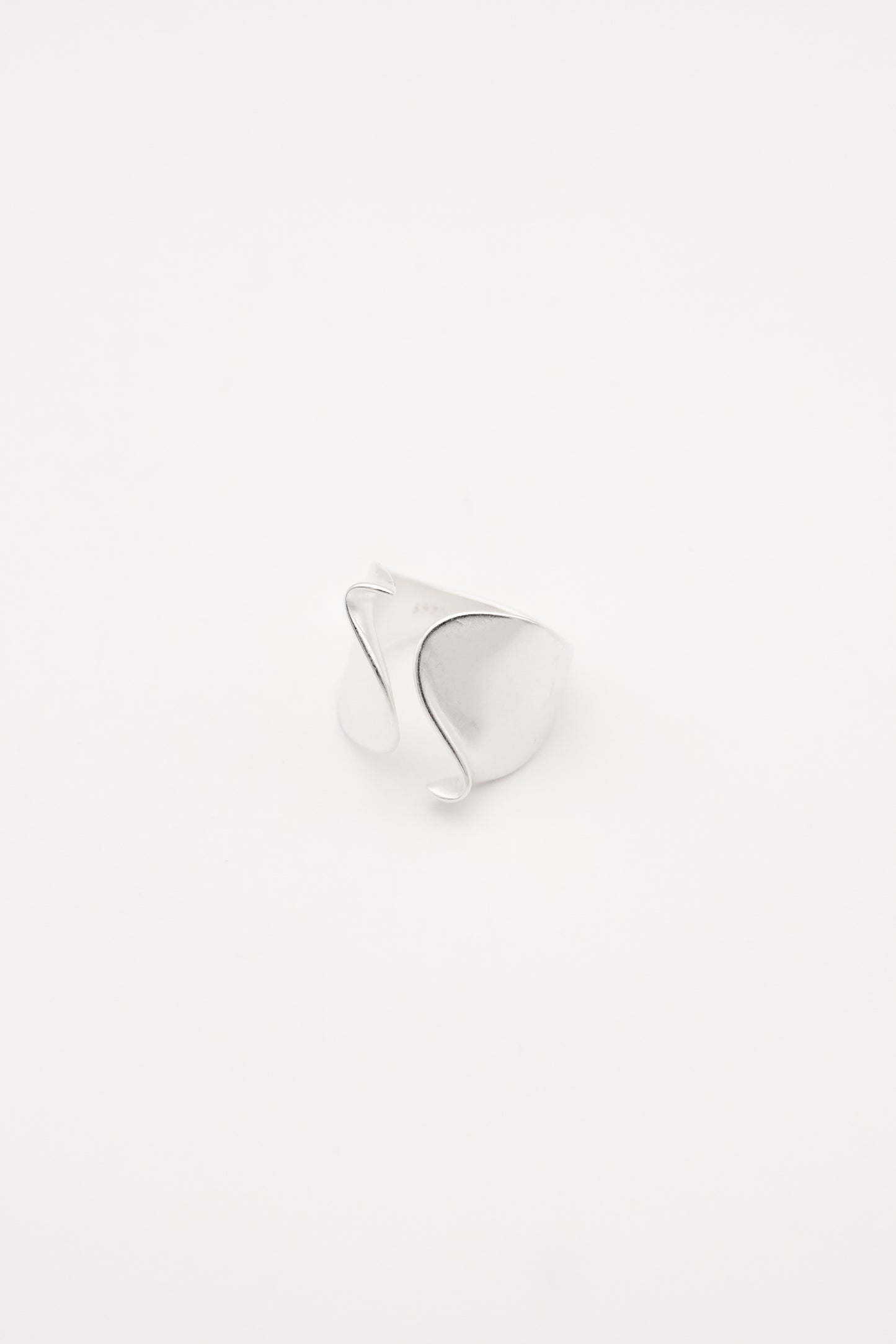 Nuanced silver Ring