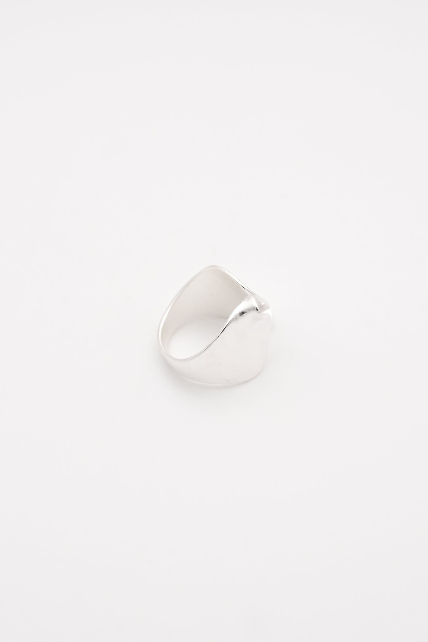 Nuanced silver Ring