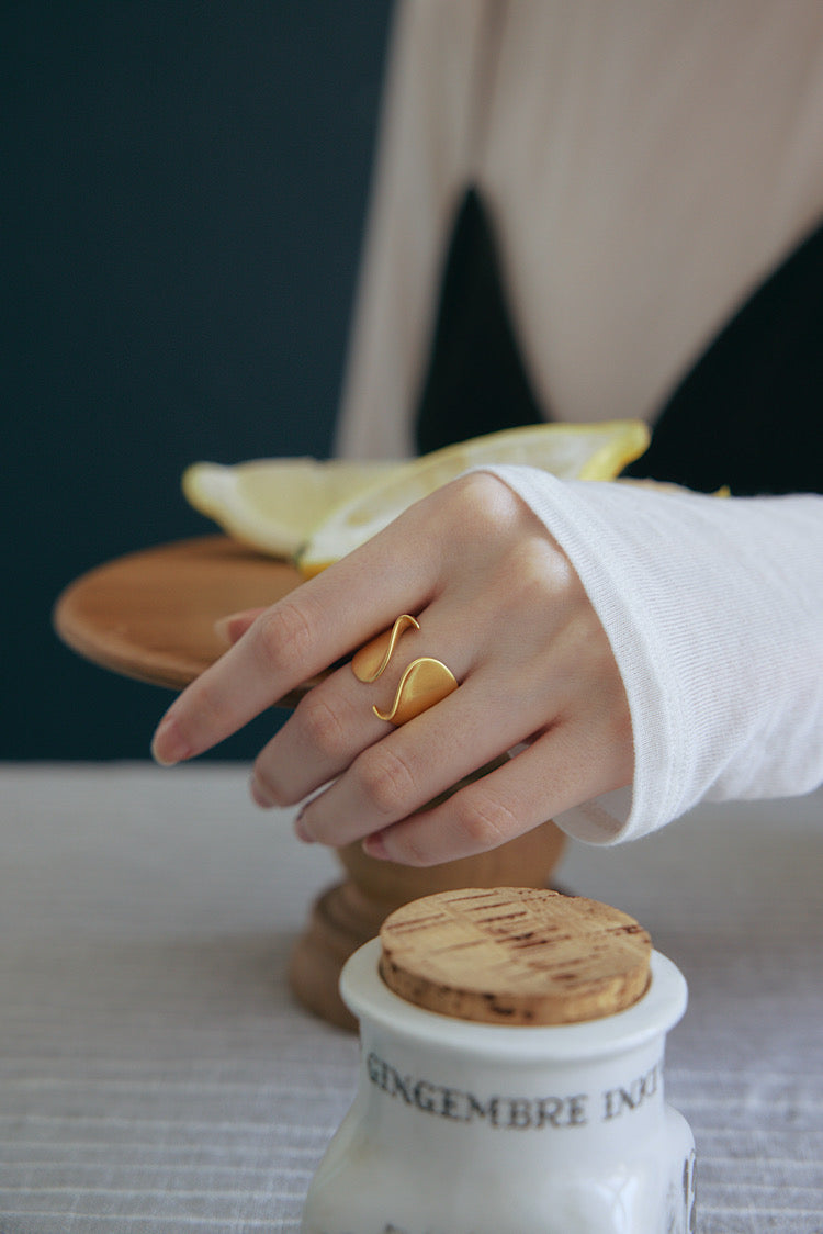 Nuanced gold Ring