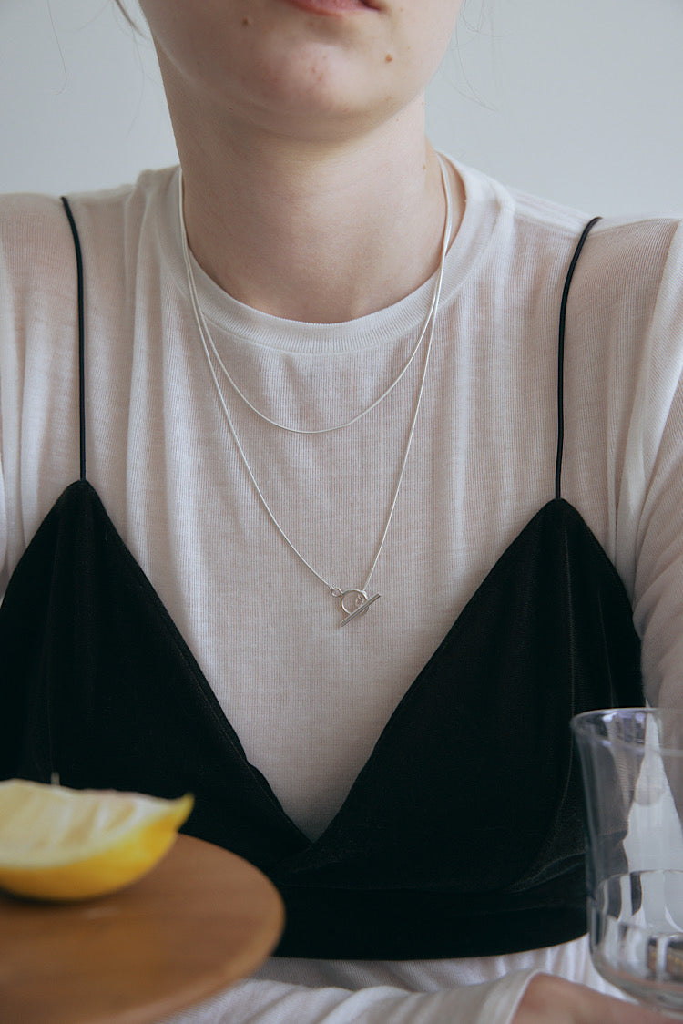 Overlap Necklace